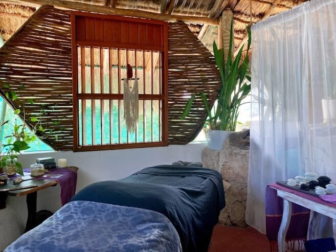 The Healing Touch Relaxantes Especiales and Cupping