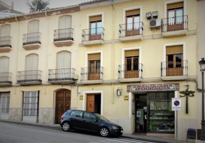 Salud Atenea. Herbolario, Centro & AOVE