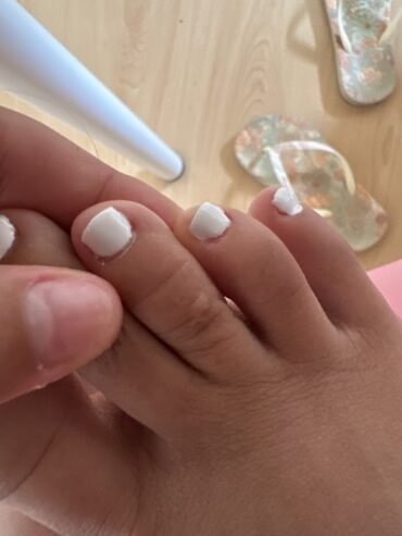 Trébol masaje y uñas