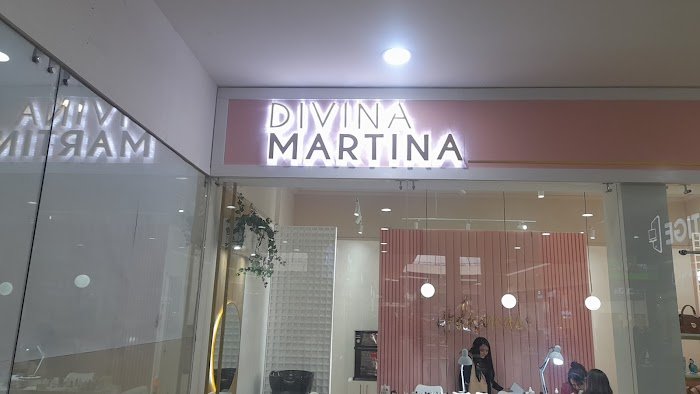 1740325334 796 Divina Martina Divina Martina