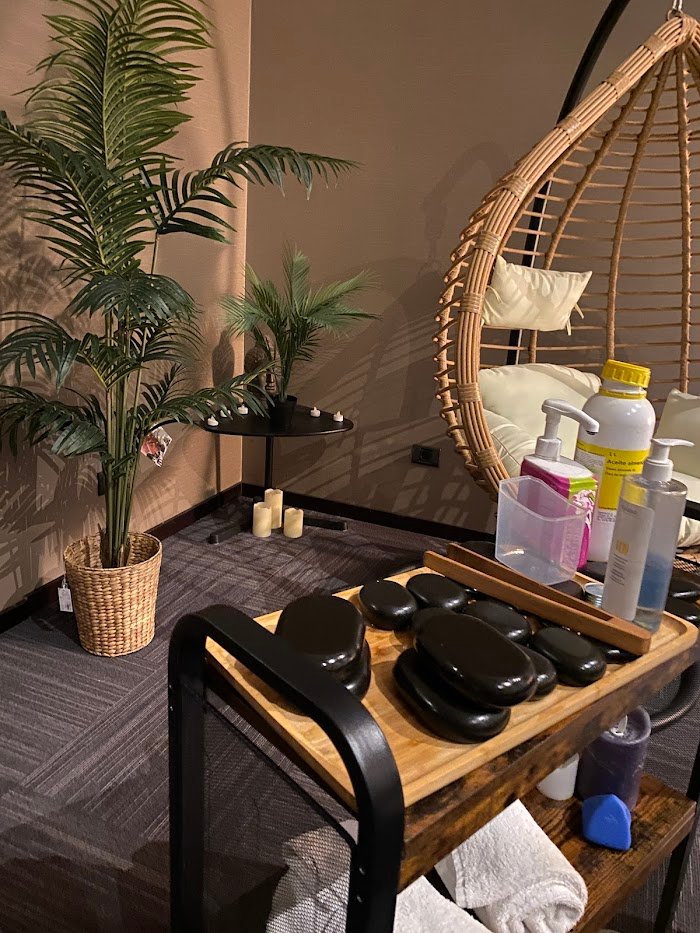 1740823891 434 Slow Calm Estudio Salon de Relax y Masajes Slow Calm. Estudio-Salón de Relax y Masajes.