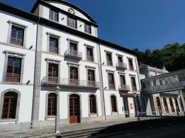 Masajistas en Pando (Oviedo)