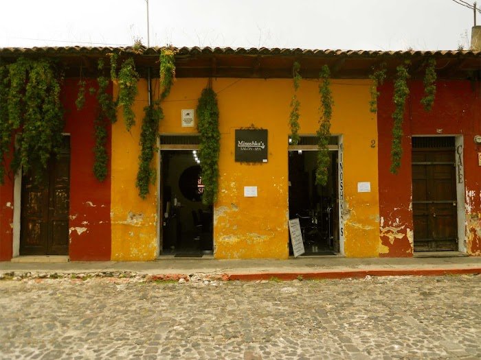 Masajistas en Santo Domingo Xenacoj (Antigua Guatemala)